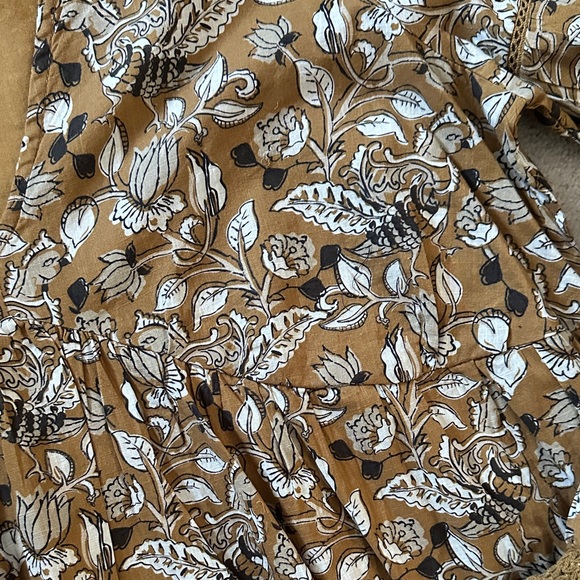 Anthropologie Floral Long-Sleeve V-Neck Dress in Mustard! - Picture 9 of 10